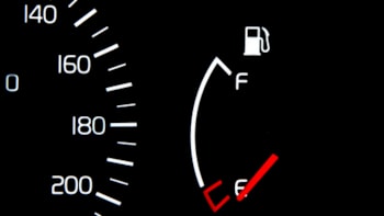 Peter weet het beter: Tank op tijd